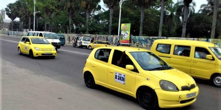Révision tarifaire des transports en commun à Kinshasa suite à la baisse des prix des carburants