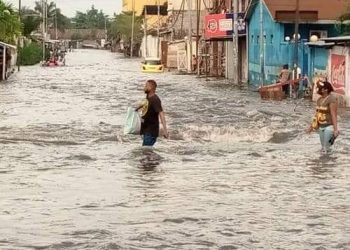 Kinshasa : une pluie diluvienne paralyse la ville et cause des pertes humaines