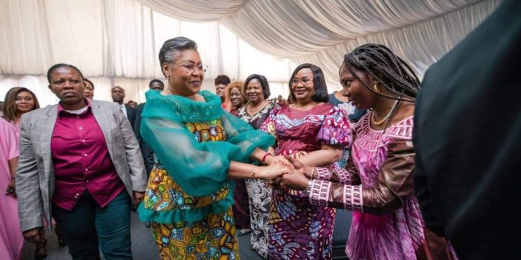 Agora 2024 : Judith Suminwa lance un appel pour lutter contre les violences faites aux femmes