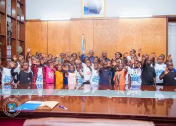 Assemblée Nationale : Le président V. Kamerhe soutient le plaidoyer des enfants déplacés du Nord-Kivu