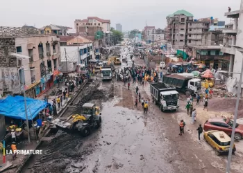 Kinshasa : La Première Ministre appelle à un plan d’assainissement et à une réhabilitation urgente de la voirie