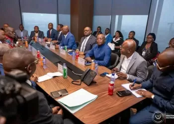 RDC : Le gouvernement rassure les médecins sur une paie supplémentaire progressive