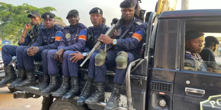 Kinshasa : La Police appelle au calme et renforce la sécurité en période festive