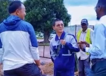 Décès de deux citoyens chinois à Mwene-Ditu : Kinshasa condamne fermement et promet des sanctions exemplaires