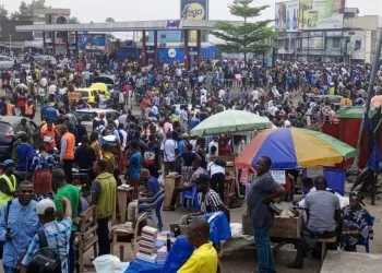 Grève des conducteurs de taxis-bus : Kinshasa paralysée par des tensions autour de la nouvelle grille tarifaire