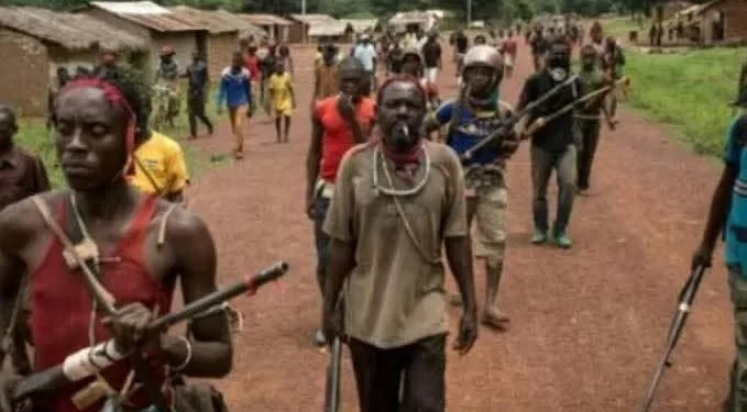 Incursion de la milice Mobondo à Nkomankiro : sept morts confirmés par l’armée