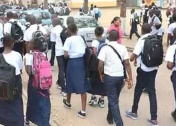 Respect du Calendrier Scolaire 2024-2025 : Instruction formelle du ministère de l&rsquo;EDU-NC