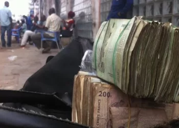 La CDT critique la décision du gouvernement de rapporter l&rsquo;arrêté sur le SMIG