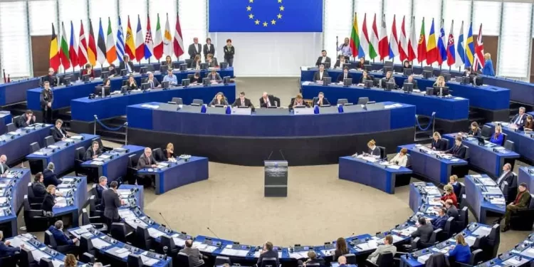 L’Union européenne suspend sa coopération défensive avec le Rwanda en raison de la crise en RDC