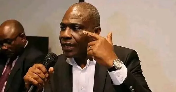 Martin Fayulu dénonce la confiscation du passeport de Mgr Nshole : « Une forme de torture »
