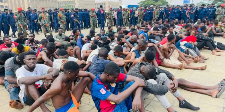 Kinshasa : Près de 250 Kuluna arrêtés lors d’un vaste bouclage nocturne