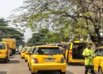 Kinshasa : L’hôtel de ville rappelle l’obligation de la couleur jaune pour les transports publics