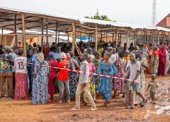 Crise humanitaire en RDC : Exode massif des réfugiés congolais vers le Burundi et l’Ouganda face à l’offensive du M23