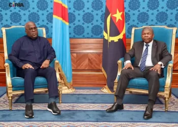 Félix Tshisekedi à Luanda avant un sommet crucial de la SADC sur la crise à l’Est