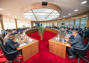 RDC : Le Gouvernement intensifie sa collaboration avec le secteur privé pour relancer les investissements