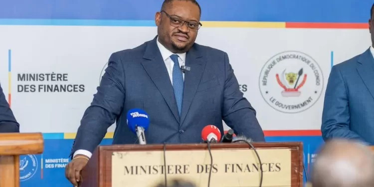 Kinshasa : Le Ministre des Finances à la rencontre des étudiants pour une matinée scientifique sur l&rsquo;ajustement budgétaire