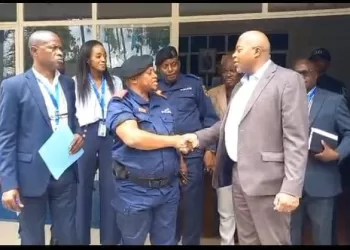 Kinshasa : Le Commissaire Divisionnaire Adjoint Blaise Kilimbalimba en visite au réacteur nucléaire TRICO II