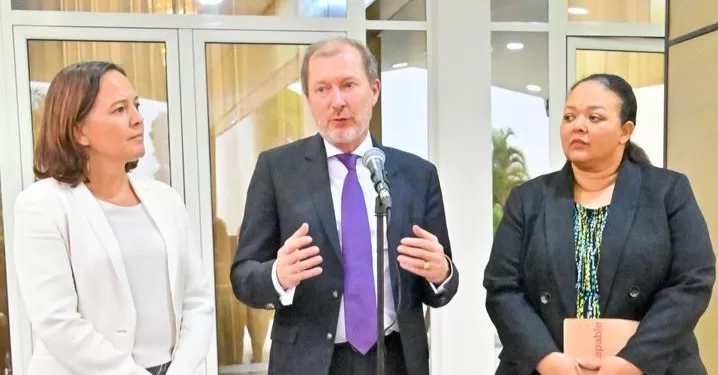 Marc Pecsteen en mission à Kinshasa : la Belgique renforce son engagement pour la paix dans les Grands Lacs
