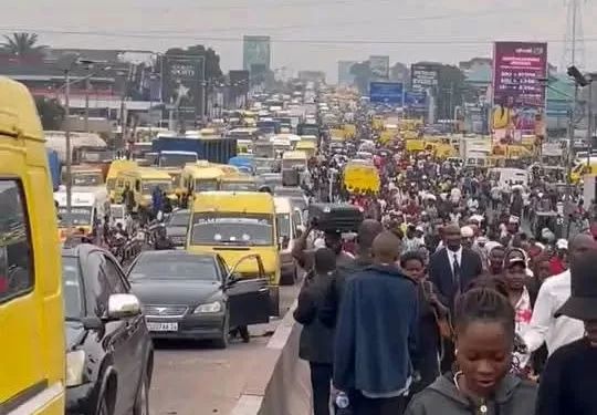 RDC – Intempéries à Kinshasa : itinéraire alternatif mis en place pour rejoindre l’aéroport de N’djili