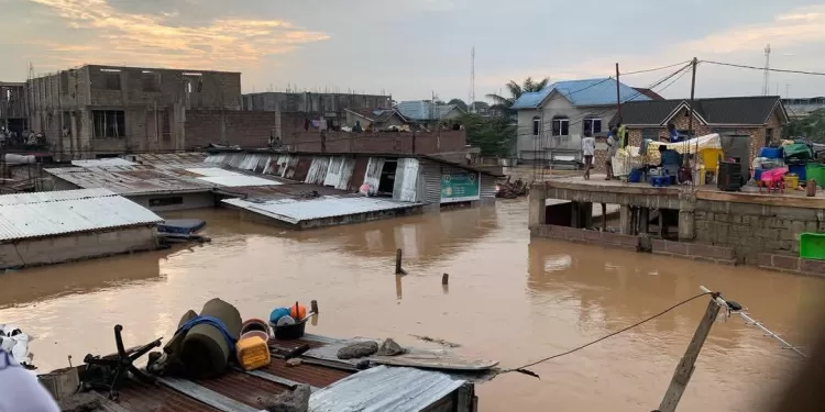Kinshasa en deuil : au moins 20 morts après des pluies meurtrières