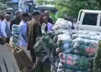 Kinshasa : Découverte inquiétante de 209 ballots de tenues militaires à Limete
