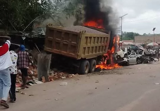 Grave accident à Kasangulu : Cinq morts et plusieurs blessés, le gouvernement réagit en urgence