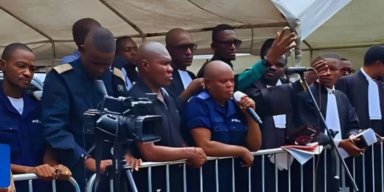 Mort de Kabeya Senda : 20 ans de servitude pénale requis contre les policiers impliqués