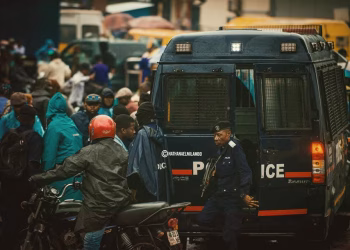 Phénomène « Kabasele » à Kinshasa : Le Général Yav met en garde les policiers déviants