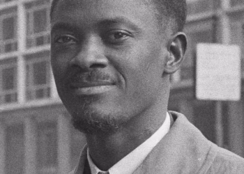 Affaire Lumumba : le Parquet belge réclame un procès contre Étienne Davignon à Bruxelles