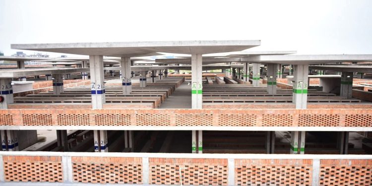 Réhabilitation du marché central de Kinshasa : Les autorités provinciales rassurent sur l&rsquo;avancement des travaux