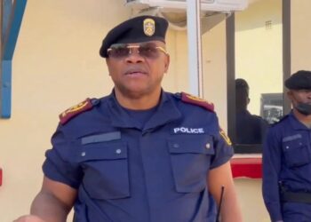 Haut-Katanga : La Police invite chaque ménage à se munir d’un sifflet pour lutter contre l’insécurité à Lubumbashi