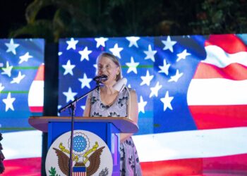 RDC–Rwanda : Washington serre la vis, Lucy Tamlyn annonce des sanctions en cas de non-respect de l’accord de paix
