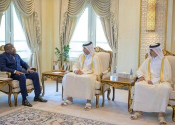 Doha : Le ministre qatari des Affaires intérieures s’entretient avec les ministres de l’Intérieur du Rwanda et de la RDC sur fond de négociations de paix