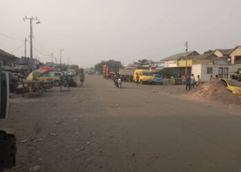 Kinshasa : Ultimatum de 72 heures pour dégager les véhicules stationnés sur l’avenue Gambela