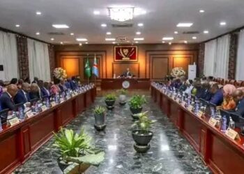 Est de la RDC : Kinshasa accuse Kigali de vouloir s’emparer d’Uvira