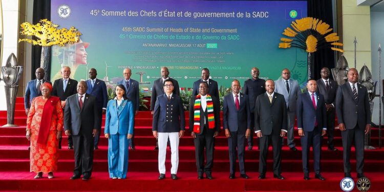 Est de la RDC : la SADC appelle à l’harmonisation des initiatives de paix et salue la coopération avec l’EAC
