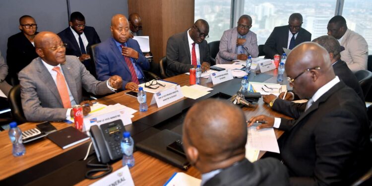 RDC : Muzito intensifie les consultations sectorielles pour le budget 2026