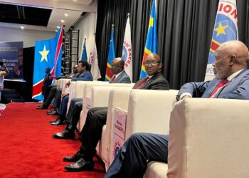 Pétitions au Parlement : Guerre politique au sommet de l’Union sacrée