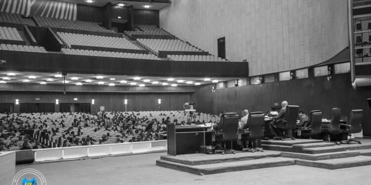 Pétitions contre Kamerhe : Jean-Claude Tshilumbay convoque une plénière ce mercredi
