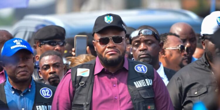 Kinshasa : Le gouverneur Daniel Bumba dans le viseur du député provincial Aubin Mukanu Isukama