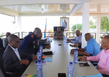 Mai-Ndombe : Le Vice-premier ministre de l’Intérieur préside un Conseil provincial de sécurité à Inongo