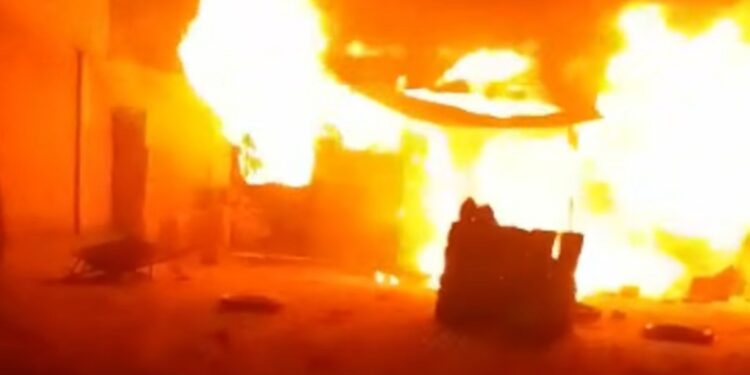 Kinshasa – Mont-Ngafula : Une femme enceinte et trois enfants calcinés dans un incendie dévastateur