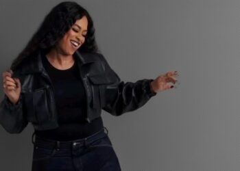 Musique : Nathalie Makoma signe un retour triomphal avec son album gospel “Na Ndimi”