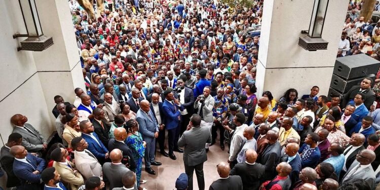 RDC : Félix Tshisekedi exige le respect du statut et des droits des fonctionnaires de l’État