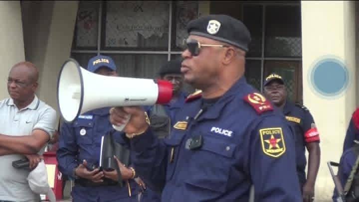 Kinshasa : La police lance l’opération “Kanga Kanga” pour une traque sans merci des criminels