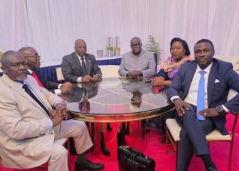 RDC : Le gouvernement suspend 13 partis politiques de l’opposition, dont ceux de Joseph Kabila, Matata Ponyo et Seth Kikuni