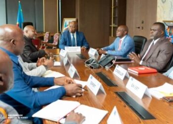 Kinshasa : Adolphe Muzito s’engage à accompagner techniquement la ville pour un cadre budgétaire normalisé