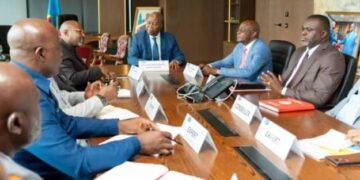 Kinshasa : Adolphe Muzito s’engage à accompagner techniquement la ville pour un cadre budgétaire normalisé