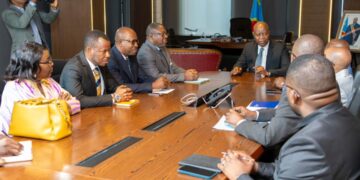 RDC : Adolphe Muzito reçoit le Synamed