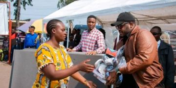 Kinshasa : Le gouvernement vient en aide aux sinistrés du Camp Kabila